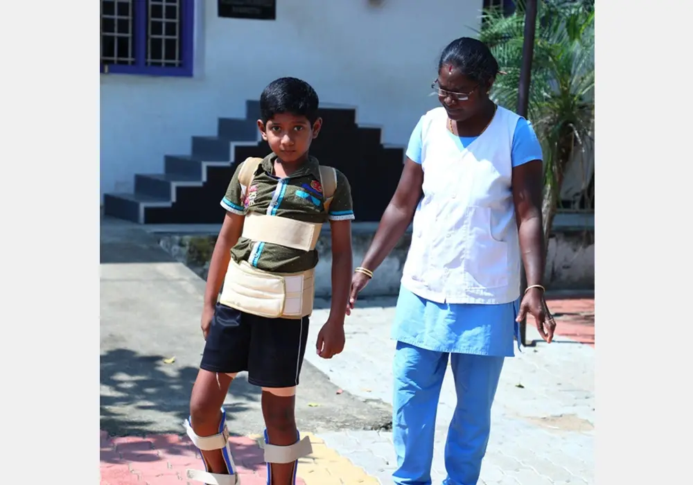 Gallery - Spinal Injury Ttreatment in Tamilnadu,hospital for spinal injury treatment in tamilnadu