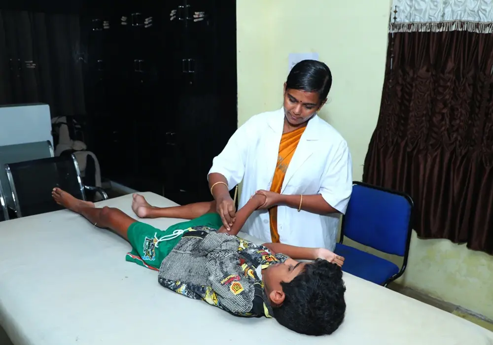 Gallery - Spinal Injury Ttreatment in Tamilnadu,hospital for spinal injury treatment in tamilnadu