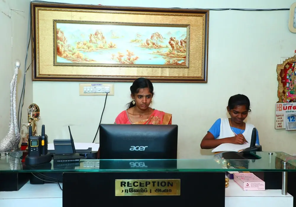 Gallery - Spinal Injury Ttreatment in Tamilnadu,hospital for spinal injury treatment in tamilnadu
