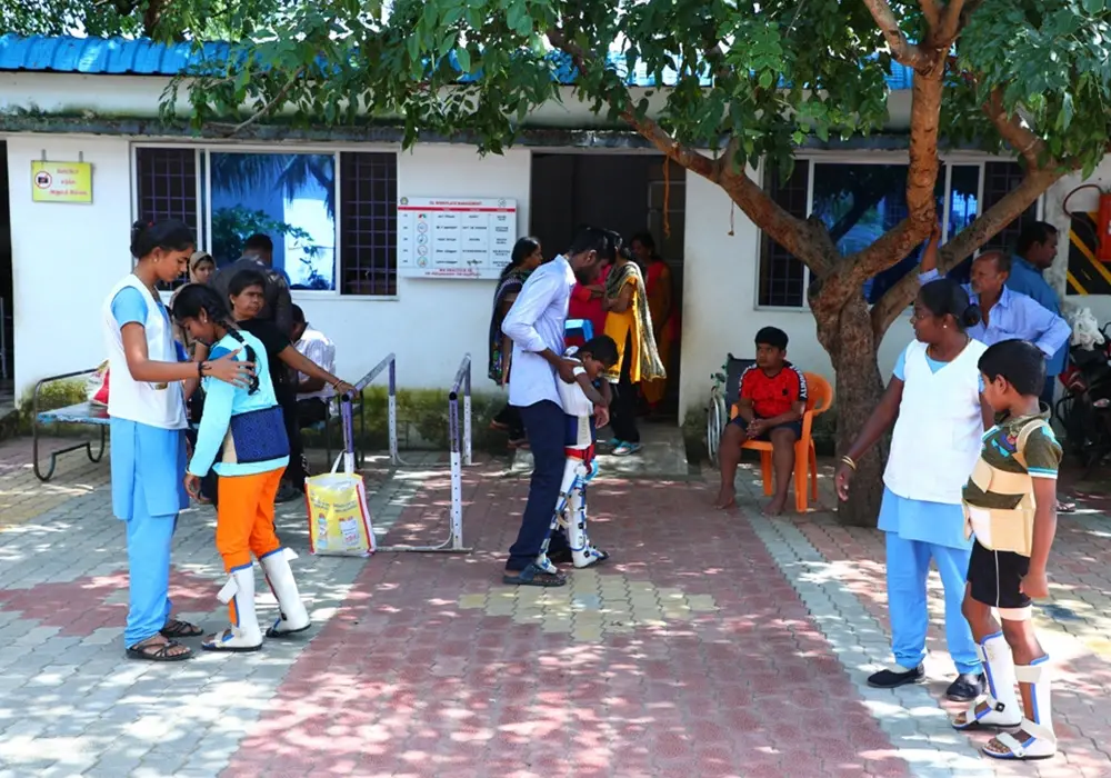 Gallery - Spinal Injury Ttreatment in Tamilnadu,hospital for spinal injury treatment in tamilnadu