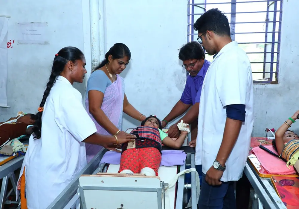 Gallery - Spinal Injury Ttreatment in Tamilnadu,hospital for spinal injury treatment in tamilnadu