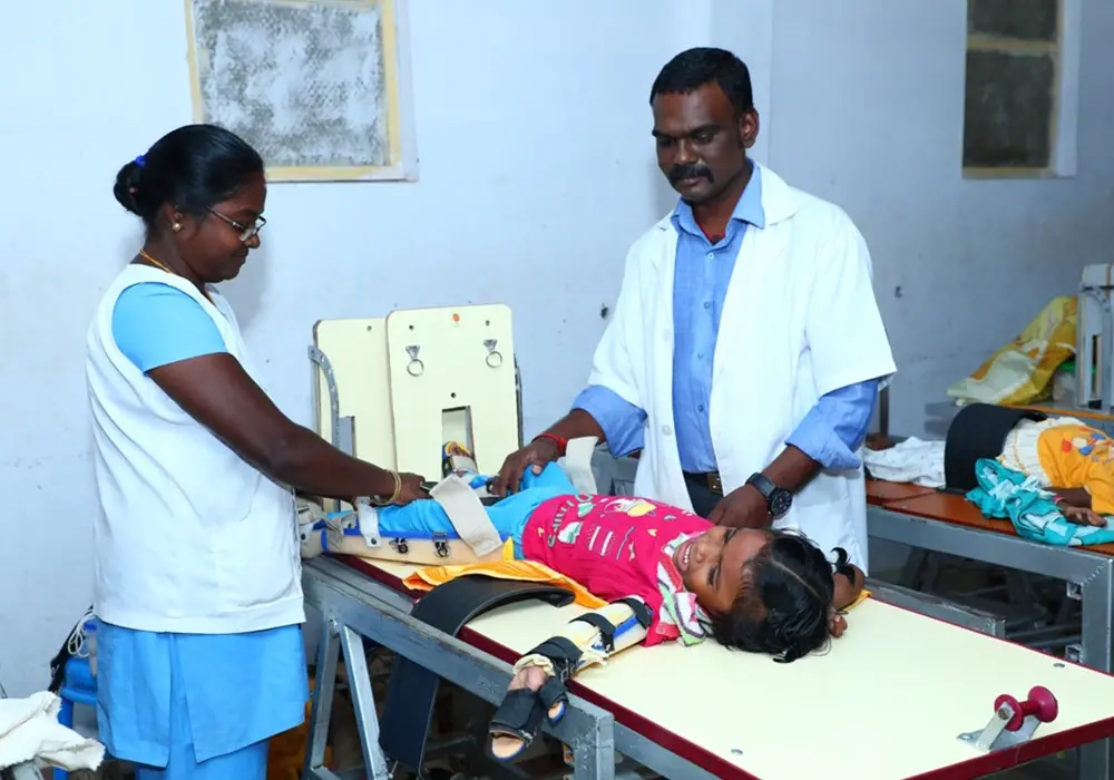 Gallery - Spinal Injury Ttreatment in Tamilnadu,hospital for spinal injury treatment in tamilnadu