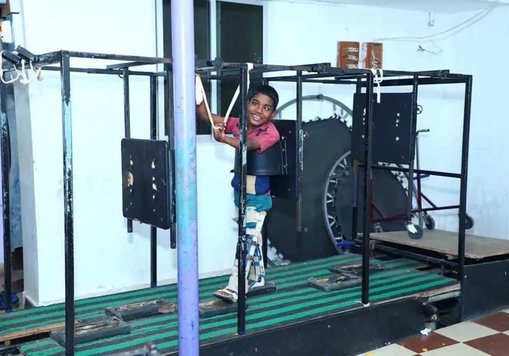 Gallery - Spinal Injury Ttreatment in Tamilnadu,hospital for spinal injury treatment in tamilnadu